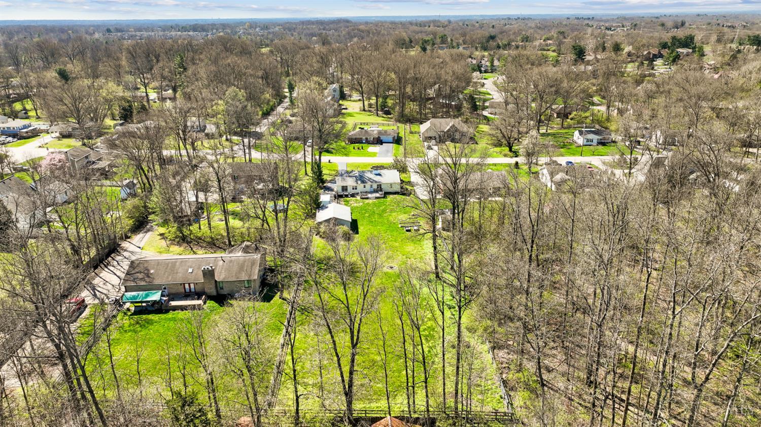 1014 Gaskins Road Cincinnati, OH 45245 - Photo 56 of 71