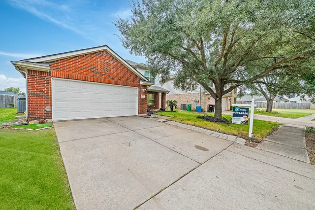 $2,100 | 6727 High Stone Lane, Katy, TX 77449