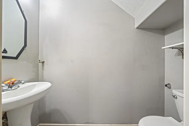 $2,100 | 6727 High Stone Lane, Katy, TX 77449