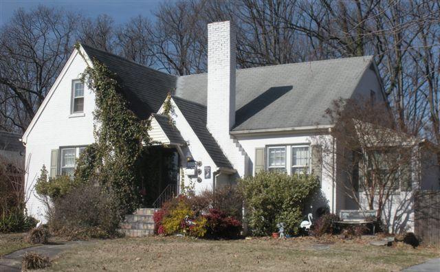 2501 Tillett Road Southwest Roanoke, VA 24015 - Photo 1 of 19 Main
