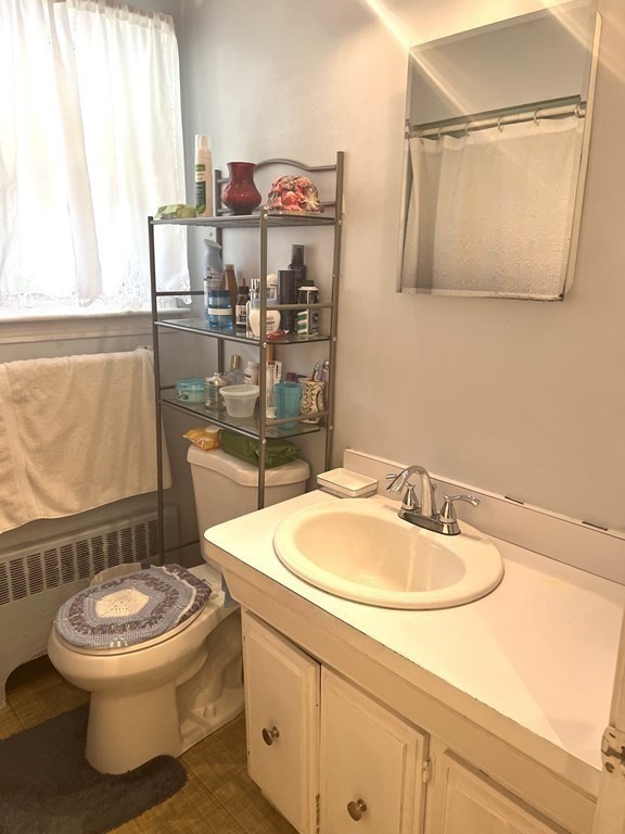 14 Rydal Street Worcester, MA 01602 - Photo 13 of 39