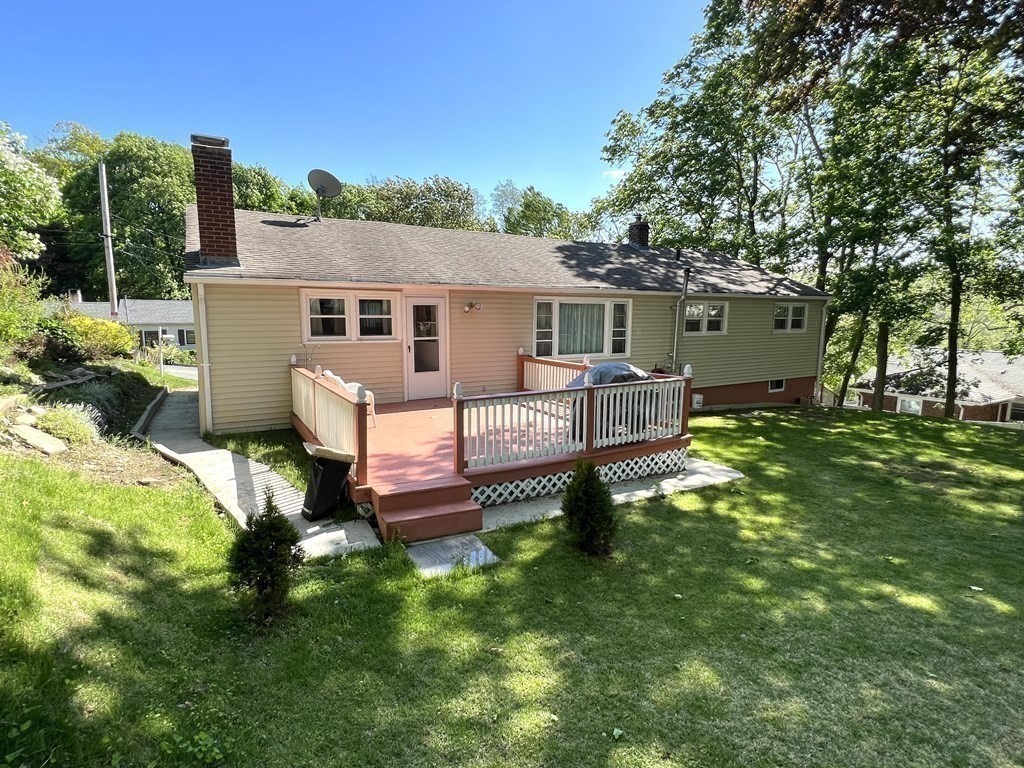14 Rydal Street Worcester, MA 01602 - Photo 33 of 39