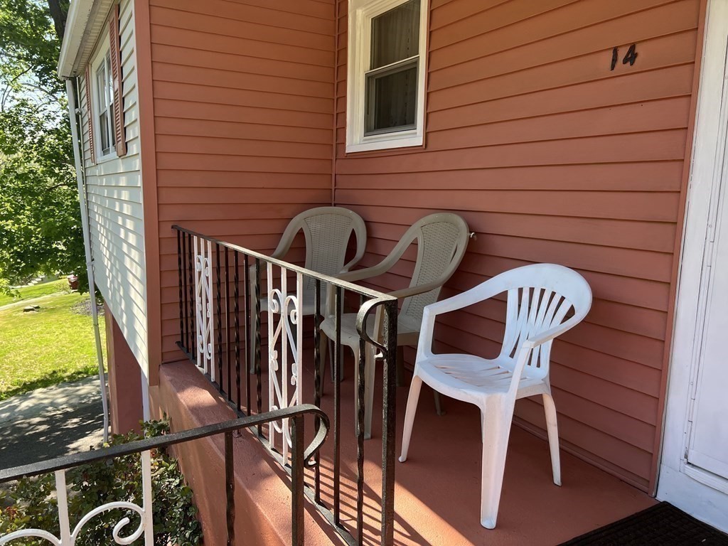 14 Rydal Street Worcester, MA 01602 - Photo 36 of 39