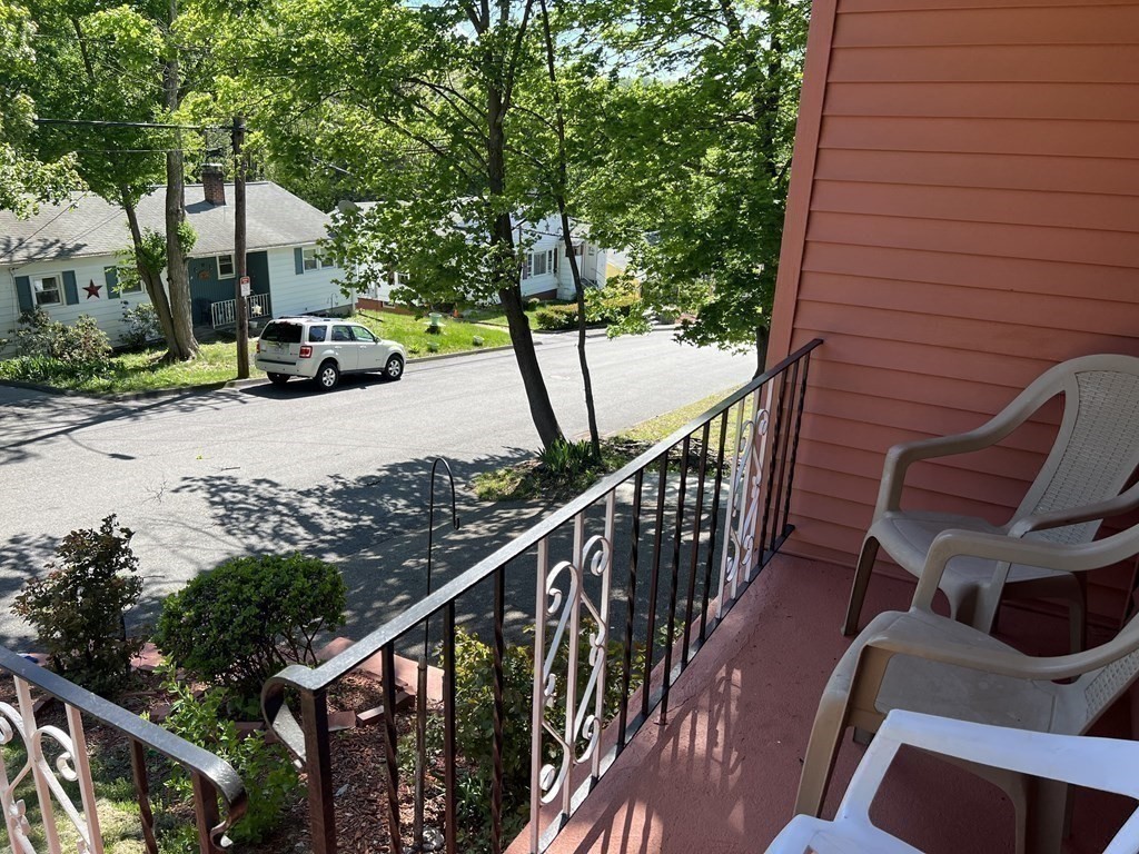 14 Rydal Street Worcester, MA 01602 - Photo 37 of 39