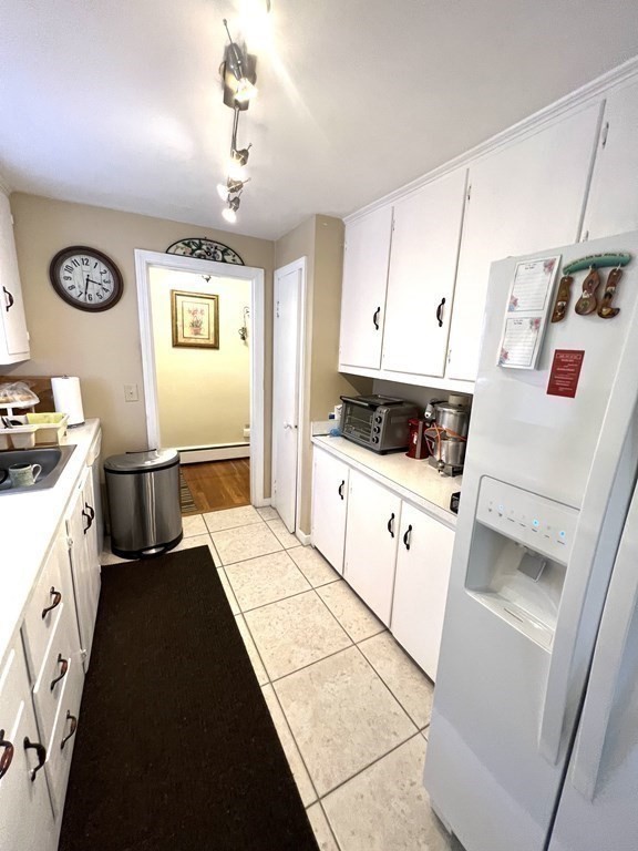 14 Rydal Street Worcester, MA 01602 - Photo 6 of 39