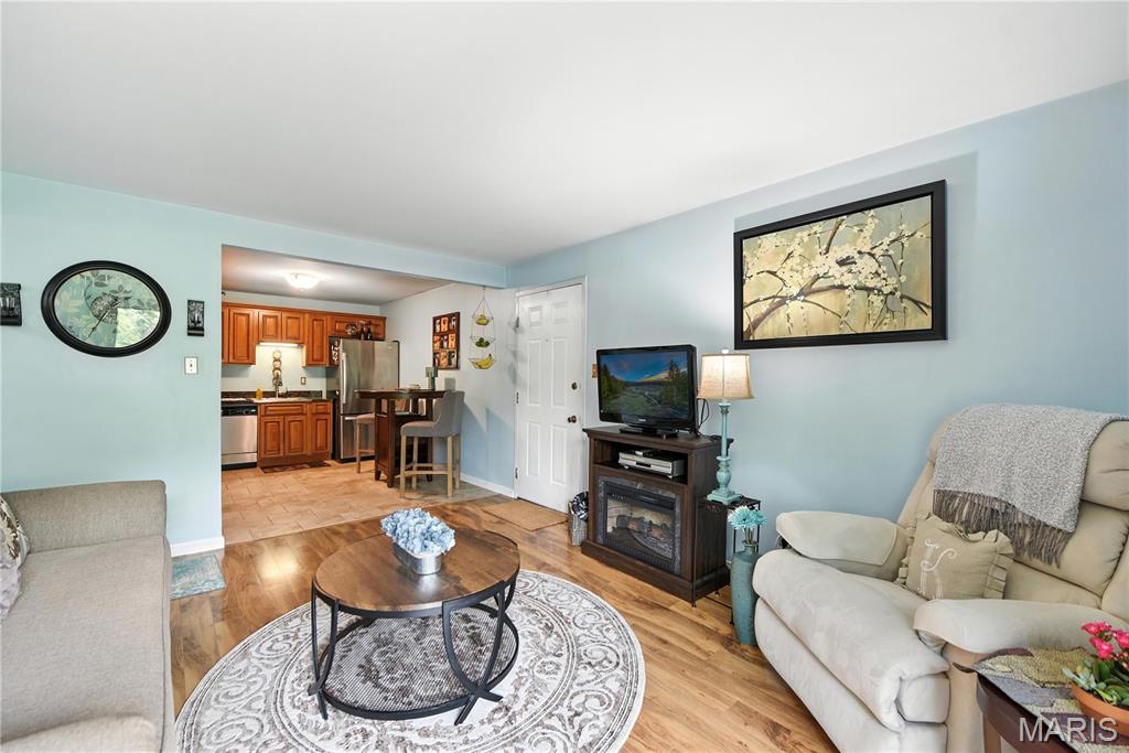 701 Ridgeside Drive, Unit F Ballwin, MO 63021 - Photo 5 of 19 Gallery Image 5