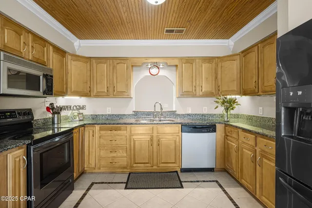 $699,000 | 7122 Bay Crest Road, Panama City, FL 32409