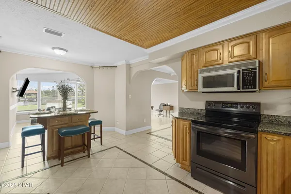 $675,000 | 7122 Bay Crest Road, Southport, FL 32409