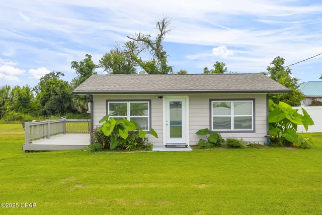 $699,000 | 7122 Bay Crest Road, Panama City, FL 32409