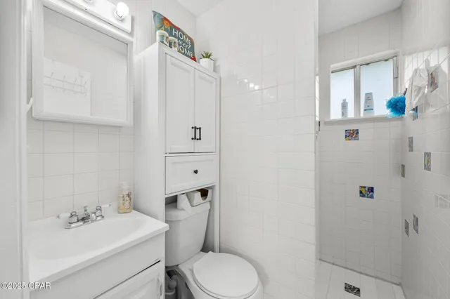 $699,000 | 7122 Bay Crest Road, Panama City, FL 32409