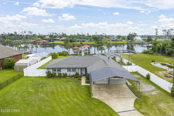 $675,000 | 7122 Bay Crest Road, Southport, FL 32409