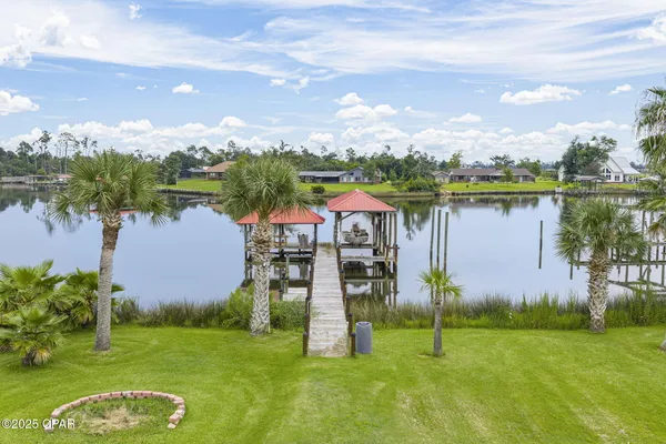 $675,000 | 7122 Bay Crest Road, Southport, FL 32409
