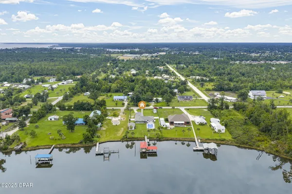 $675,000 | 7122 Bay Crest Road, Southport, FL 32409