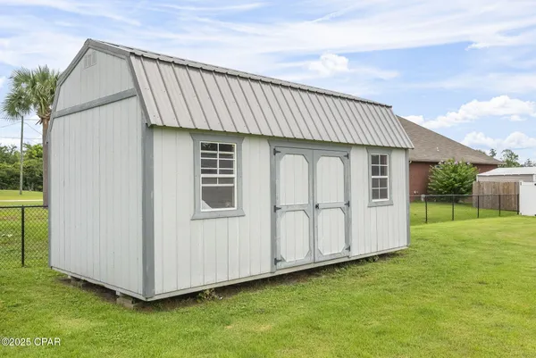 $675,000 | 7122 Bay Crest Road, Southport, FL 32409