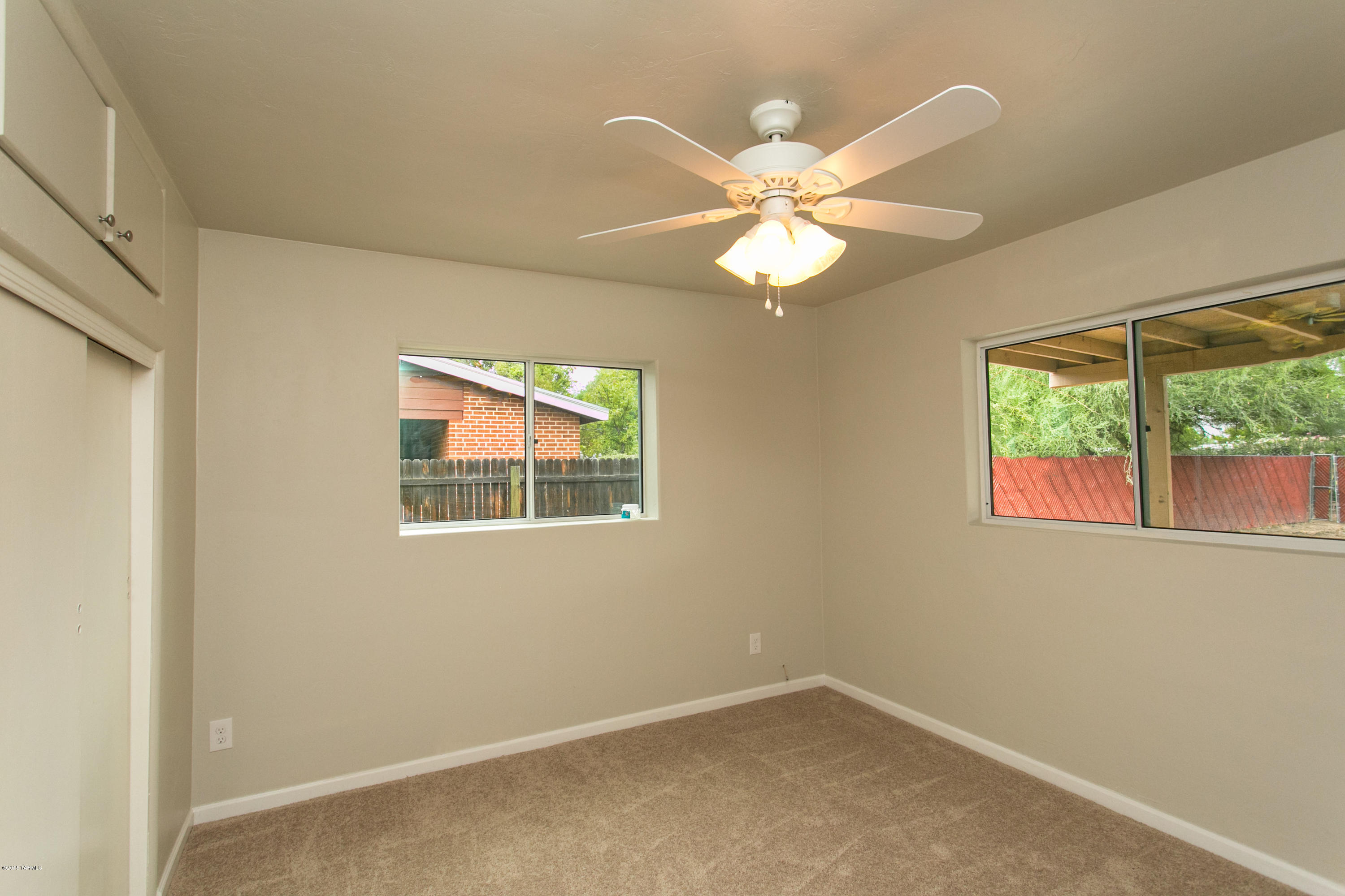 2901 East Kleindale Road Tucson, AZ 85716 - Photo 12 of 26 Gallery Image 12