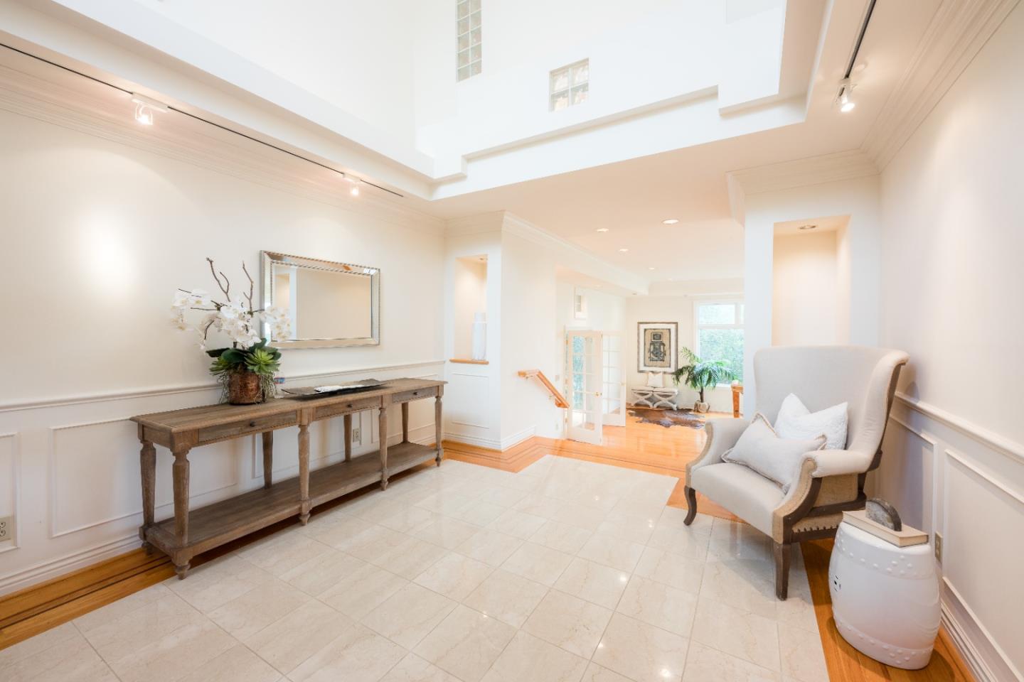 1360 Southdown Road Hillsborough, CA 94010 - Photo 9 of 12 Gallery Image 9