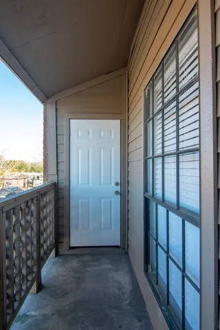 $995 | 12500 Sandpiper Drive, Unit 206, Houston, TX 77035