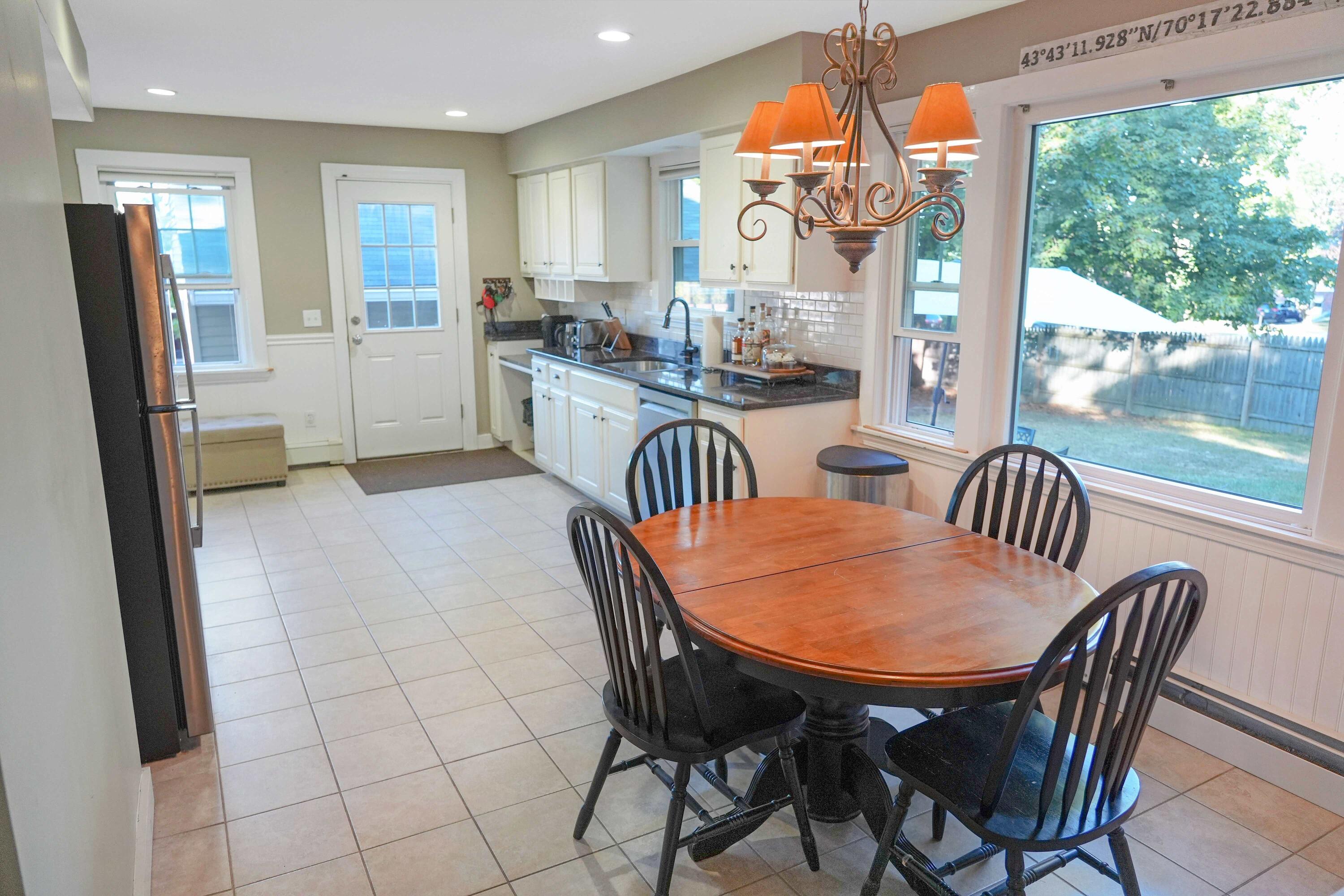 67 Carter Street Portland, ME 04103 - Photo 6 of 31 Dining-area