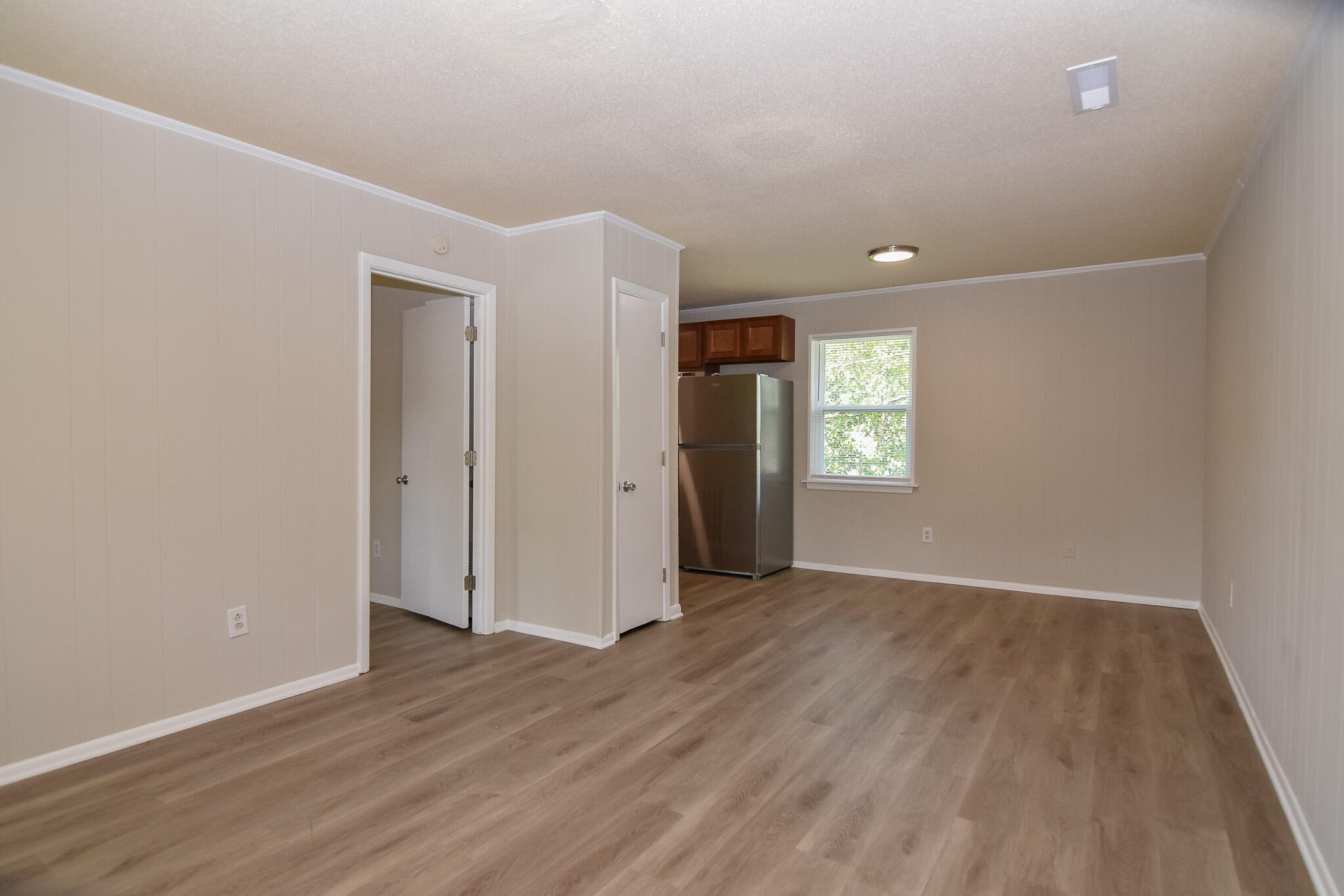 1724 Ashley Hall Road, Unit D Charleston, SC 29407 - Photo 3 of 9 1731 Avalon-16