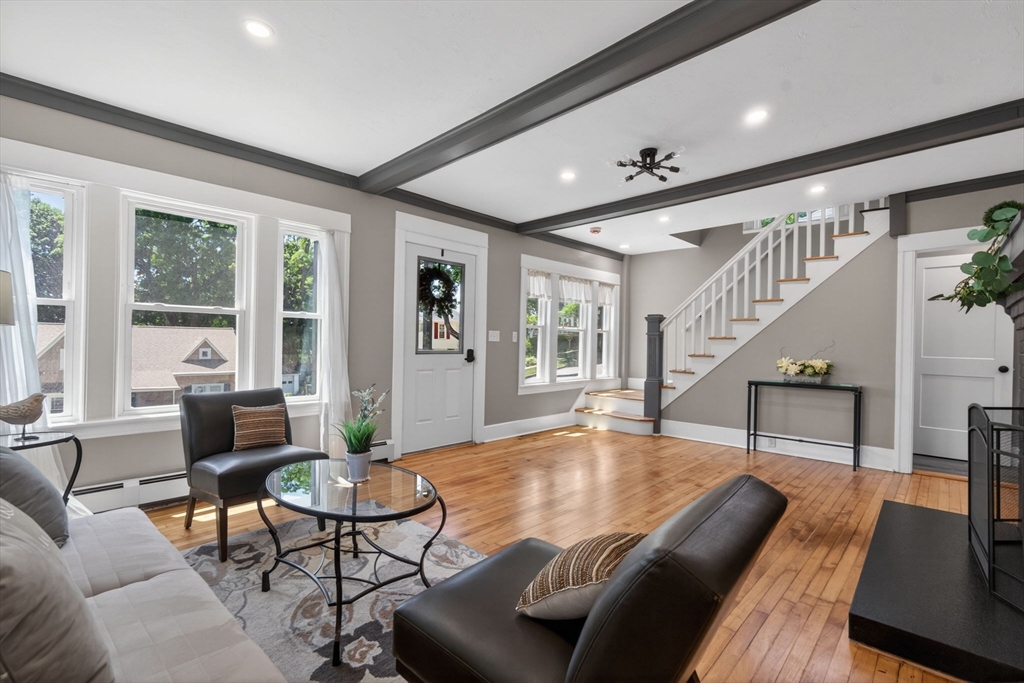 26 Rob Roy Road Worcester, MA 01602 - Photo 3 of 30
