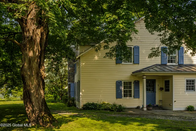 $1,259,000 | 797 Western Road, Schodack, NY 12033