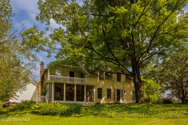 $1,259,000 | 797 Western Road, Schodack, NY 12033