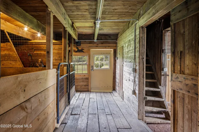 $1,259,000 | 797 Western Road, Schodack, NY 12033