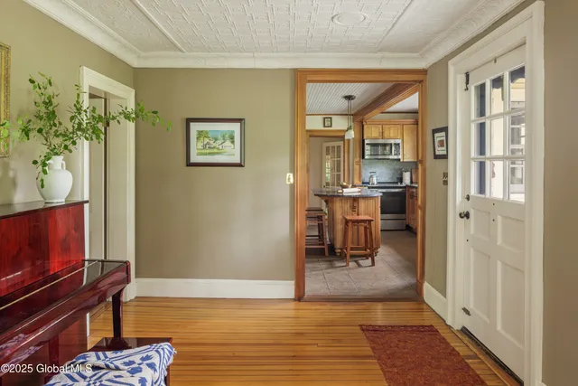 $1,259,000 | 797 Western Road, Schodack, NY 12033