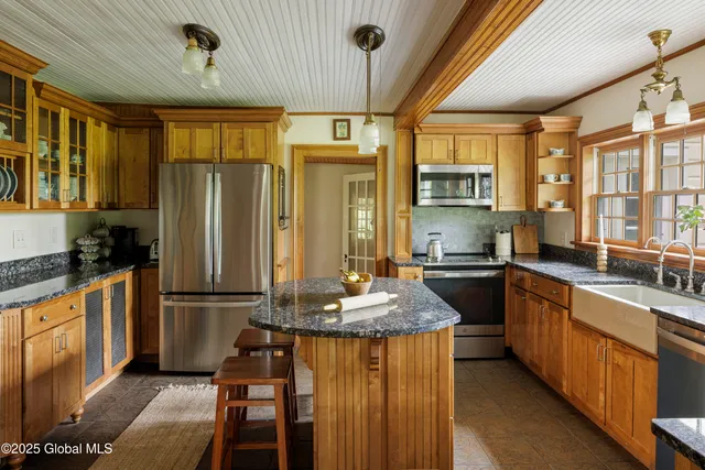 $1,259,000 | 797 Western Road, Schodack, NY 12033