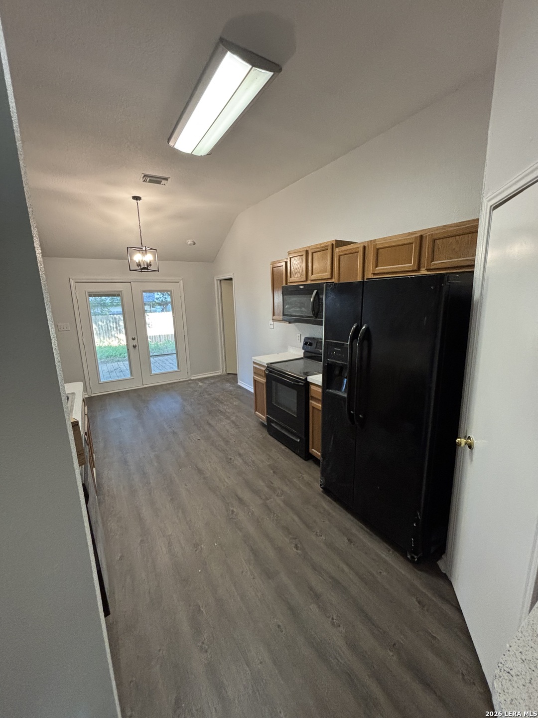 8206 Coppergate Converse, TX 78109 - Photo 3 of 13