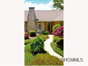4510 Cove Loop Road Hendersonville, NC 28739 - Photo 2 of 19 Gallery Image 2