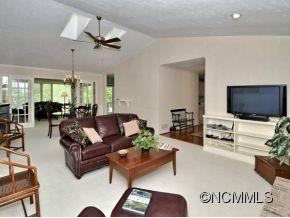 4510 Cove Loop Road Hendersonville, NC 28739 - Photo 5 of 19 Gallery Image 5