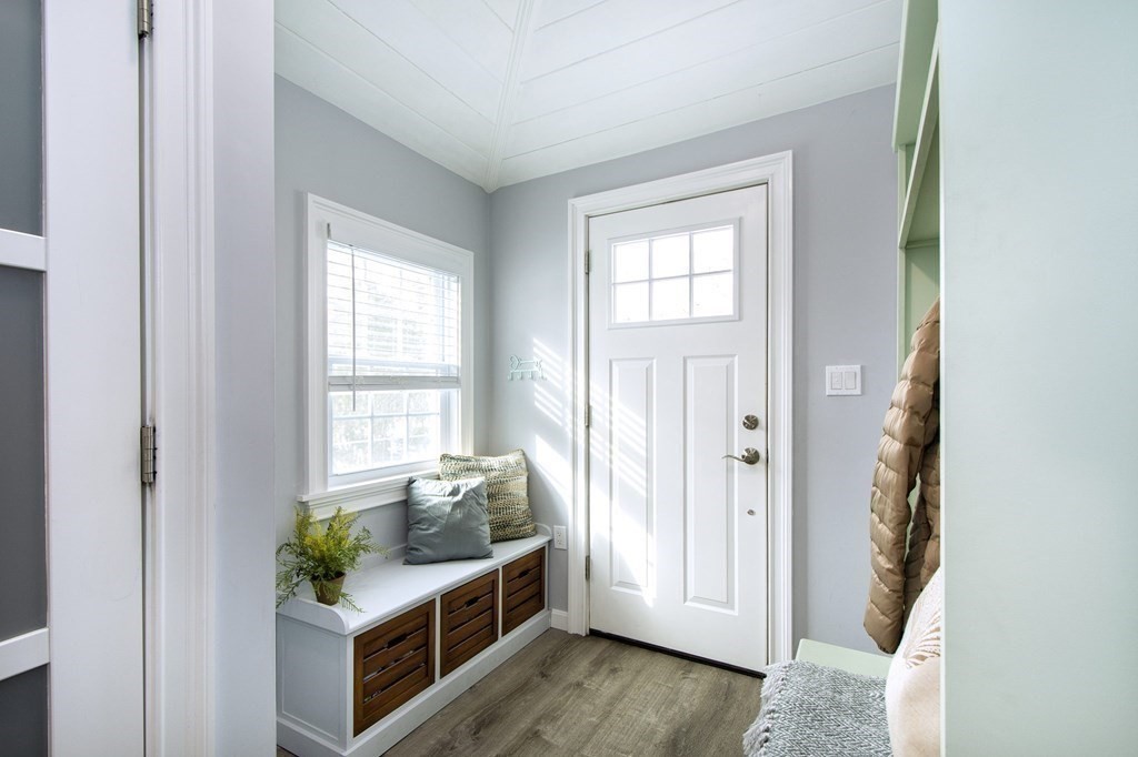 14 Brantwood Road Norwell, MA 02061 - Photo 4 of 38 Gallery Image 4
