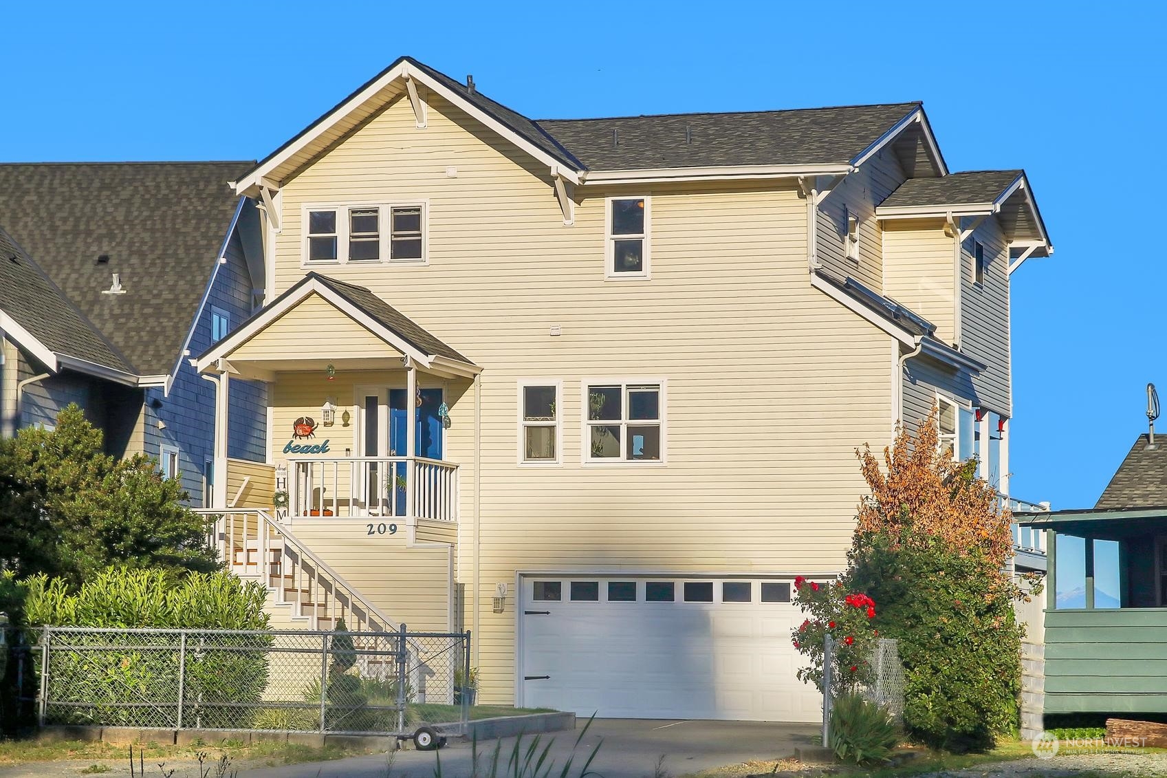 209 Iverson Road Camano Island, WA 98282 - Photo 3 of 40 Gallery Image 3