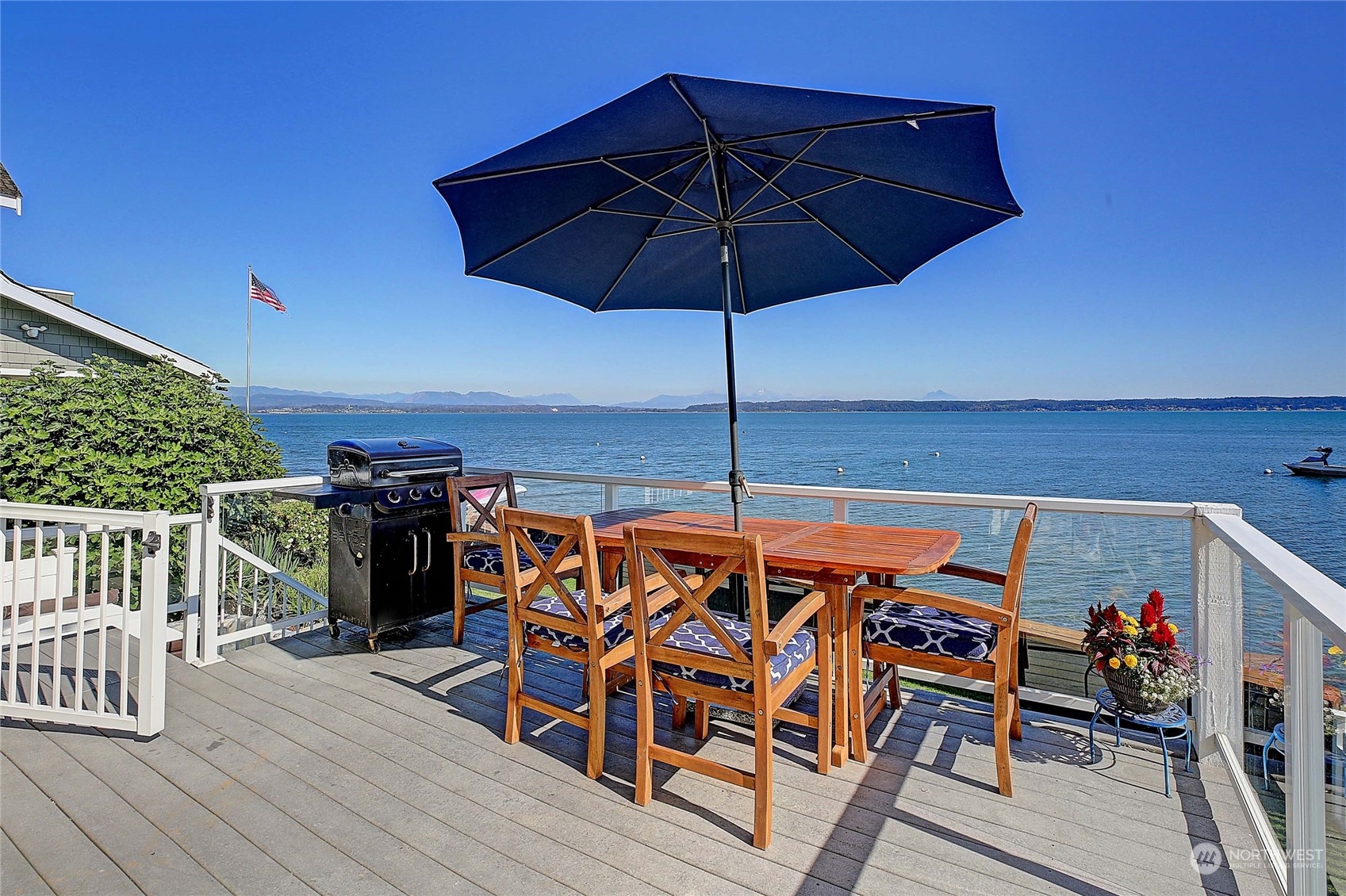 209 Iverson Road Camano Island, WA 98282 - Photo 38 of 40 Gallery Image 38