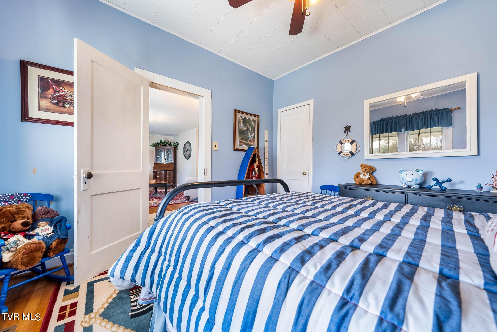1895 Pine Orchard Road Butler, TN 37640 - Photo 33 of 51 1895 Pine Orchard Road (29 of 56)