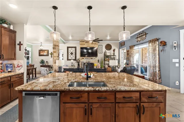 $610,000 | 3728 Morgan Mill Road, Kempner, TX 76539