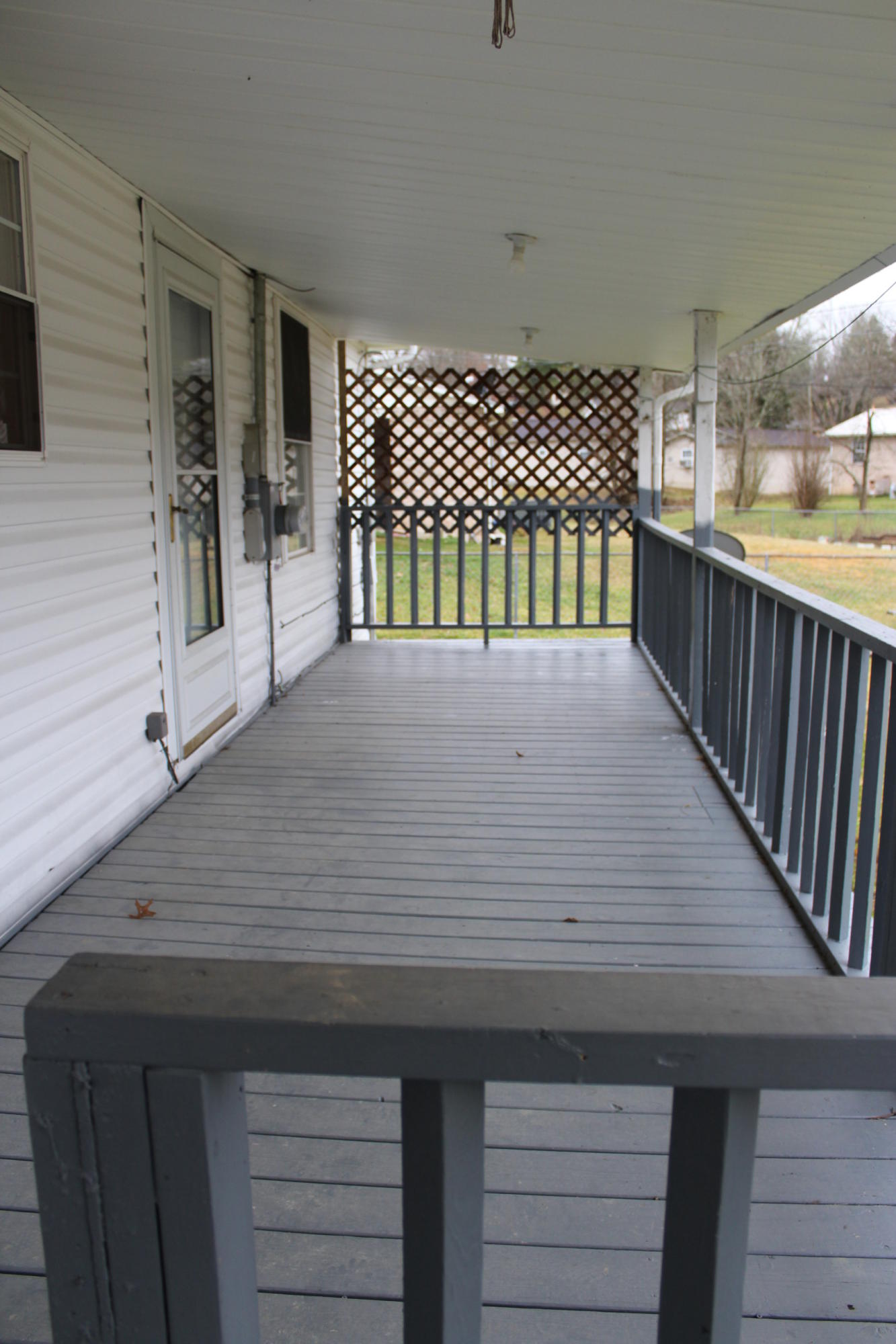 631 Sheppard Road Oneida, TN 37841 - Photo 8 of 19 028