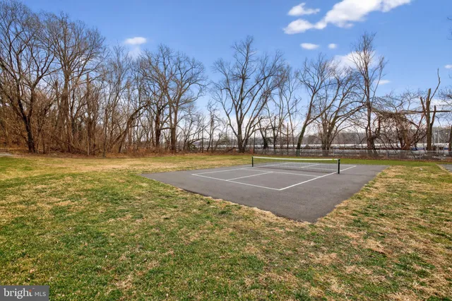 $319,999 | 709 East Potomac Street, Brunswick, MD 21716