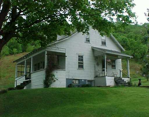 389 Quiet Dell Road Aleppo, PA 15310 - Photo 1 of 6 Exterior Front.