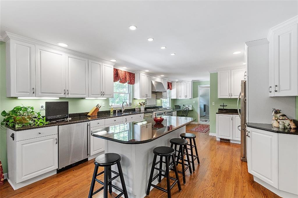 28 Easton Road Pittsburgh, PA 15238 - Photo 3 of 11 Gallery Image 3