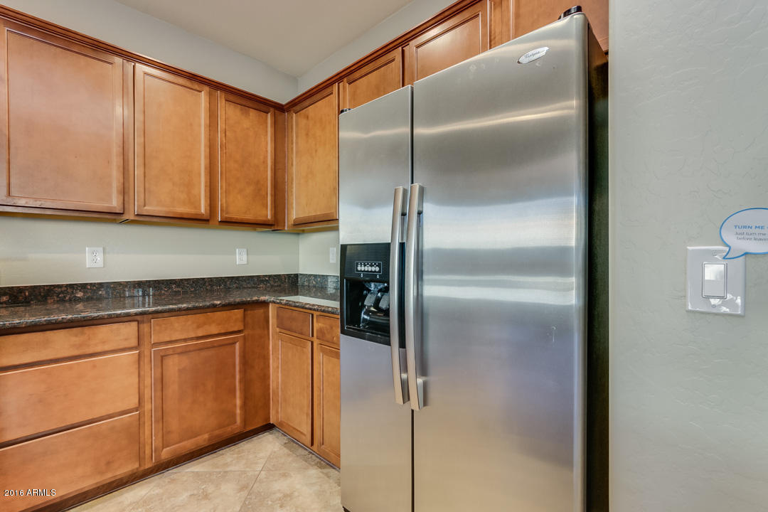 2125 South Martingale Road Gilbert, AZ 85295 - Photo 6 of 41 Martingale-10