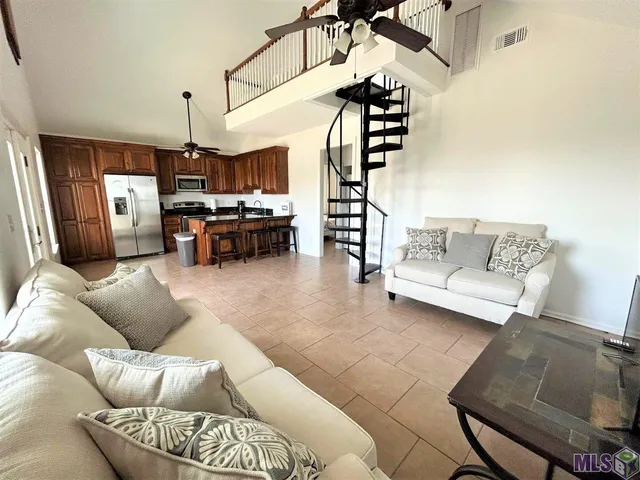 $148,900 | 2685 Highway 1, Unit B, Grand Isle, LA 70358