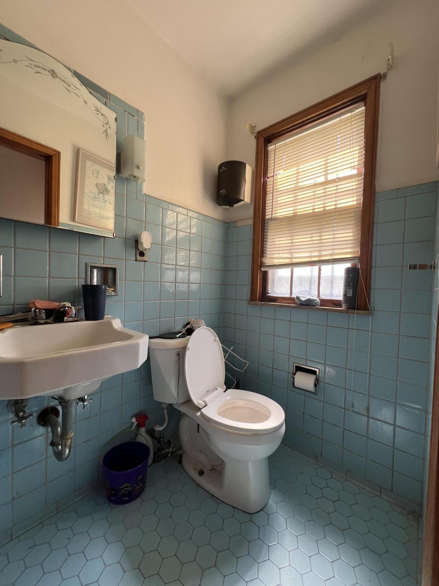 4093 Sturtevant Street Detroit, MI 48204 - Photo 8 of 20 Photo Apr 17 2026, 11 52 25