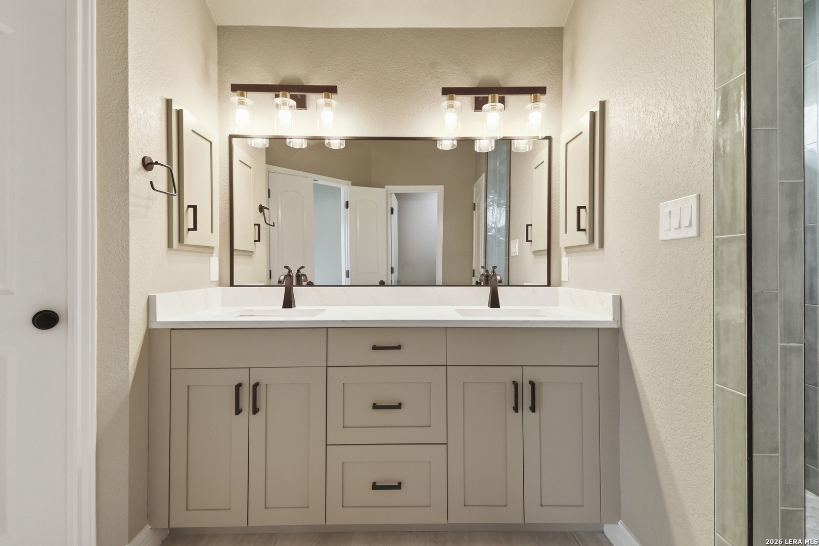 60 Friendship Hills Uvalde, TX 78801 - Photo 32 of 44