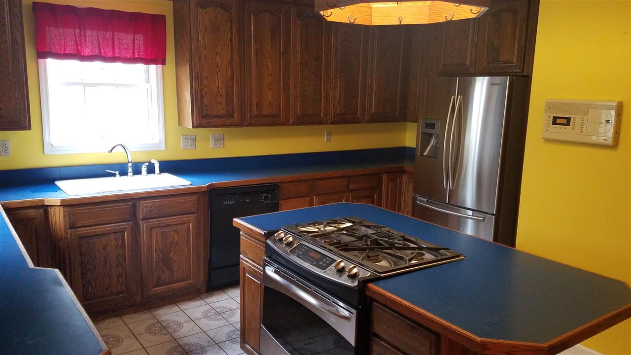 6194 East Pea Ridge Road Huntington, WV 25705 - Photo 4 of 20 Gallery Image 4