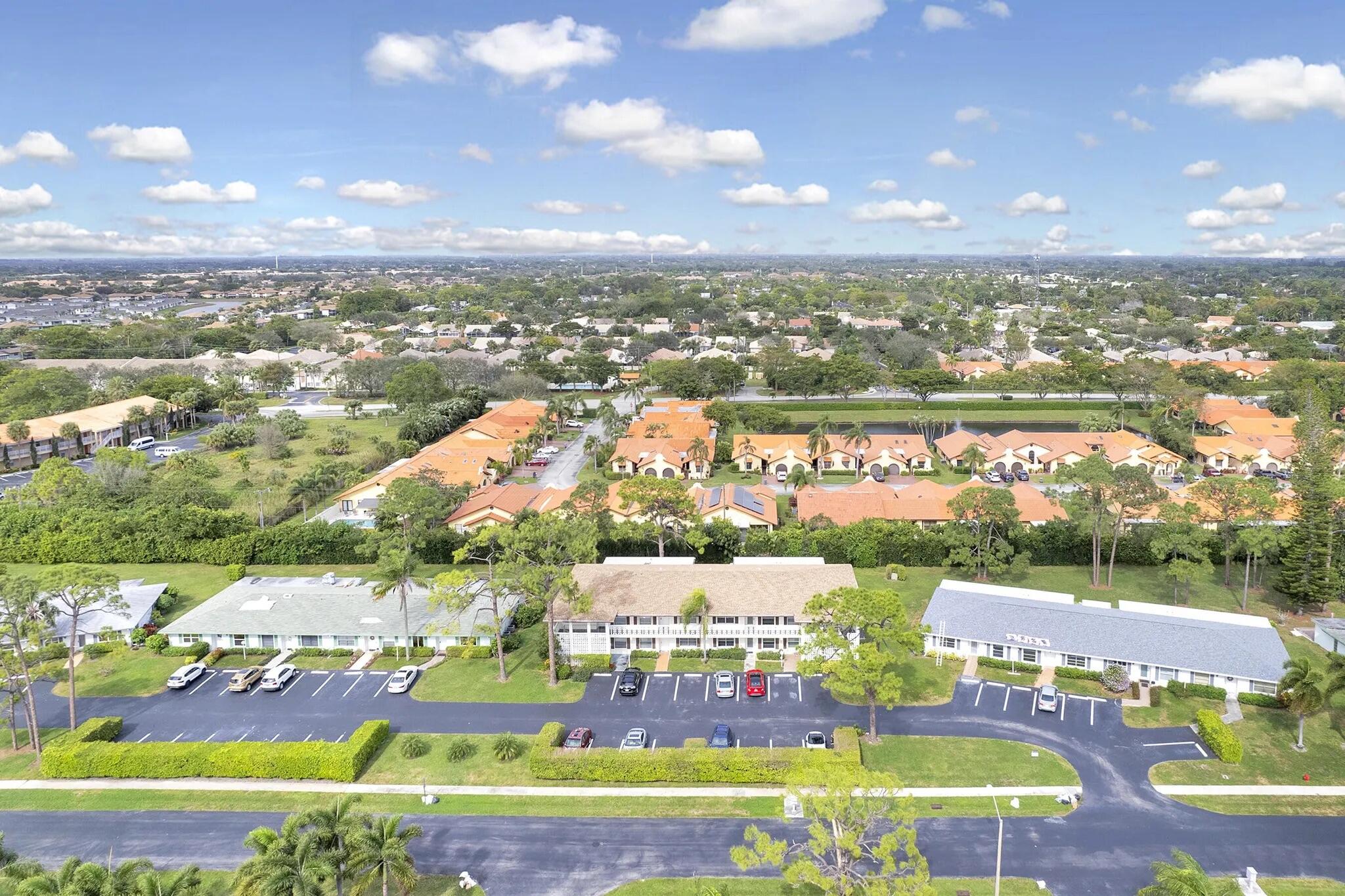 5321 Poppy Place, Unit 203 Delray Beach, FL 33484 - Photo 25 of 31 a view of a city