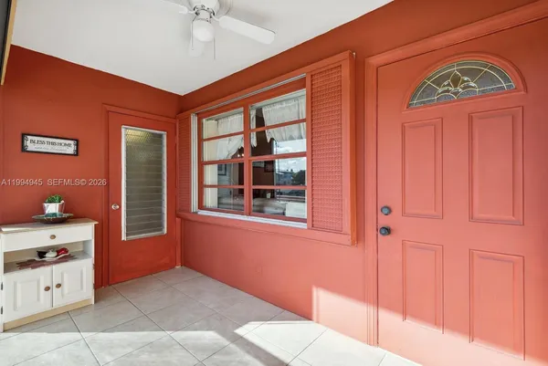 $1,700 | Beverly Hills, Hollywood, FL 33021