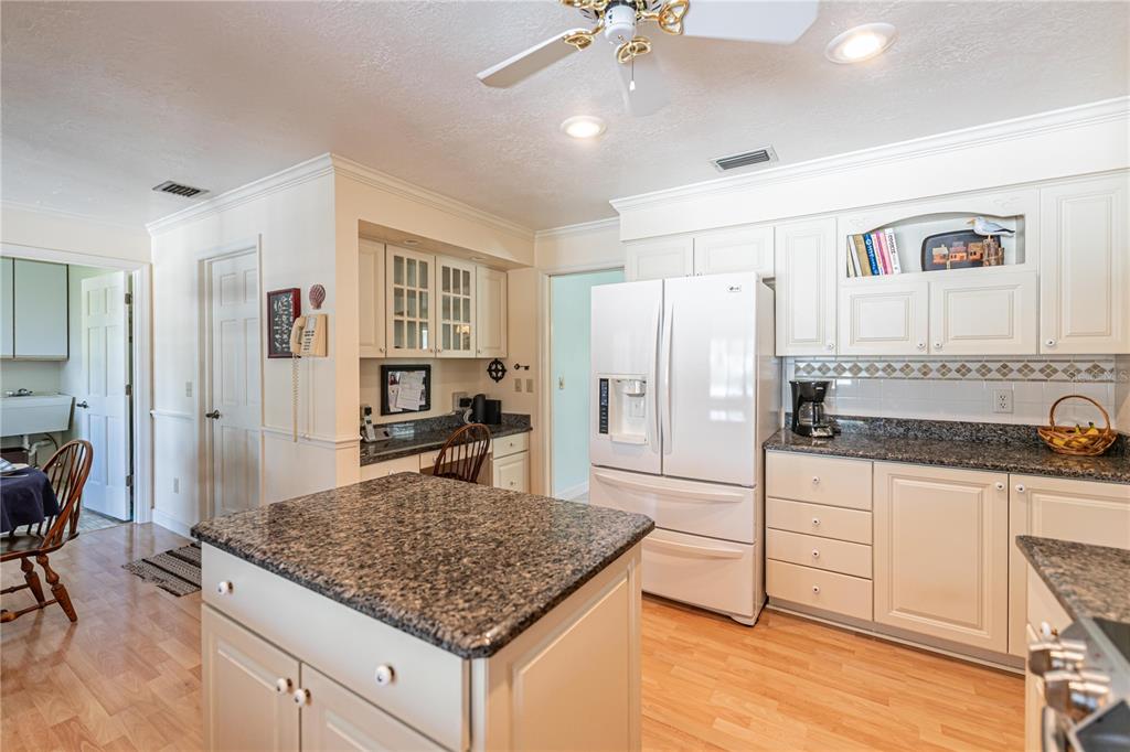 9225 McDavid Court Windermere, FL 34786 - Photo 14 of 49