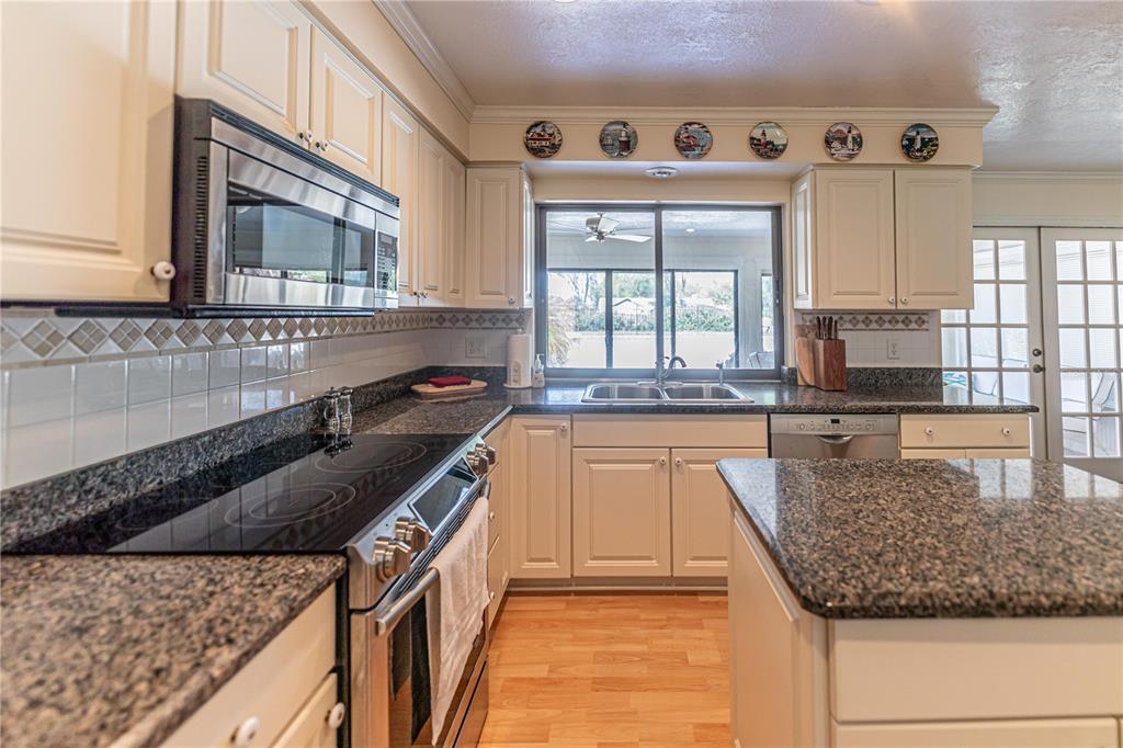 9225 McDavid Court Windermere, FL 34786 - Photo 15 of 49
